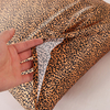 Bedruckter Kissenbezug aus 100 % Maulbeerseide im Großhandel – Gelber Leopard