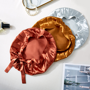 Großer Sale, elastische Haube aus 100 % Maulbeerseide mit Krawatte