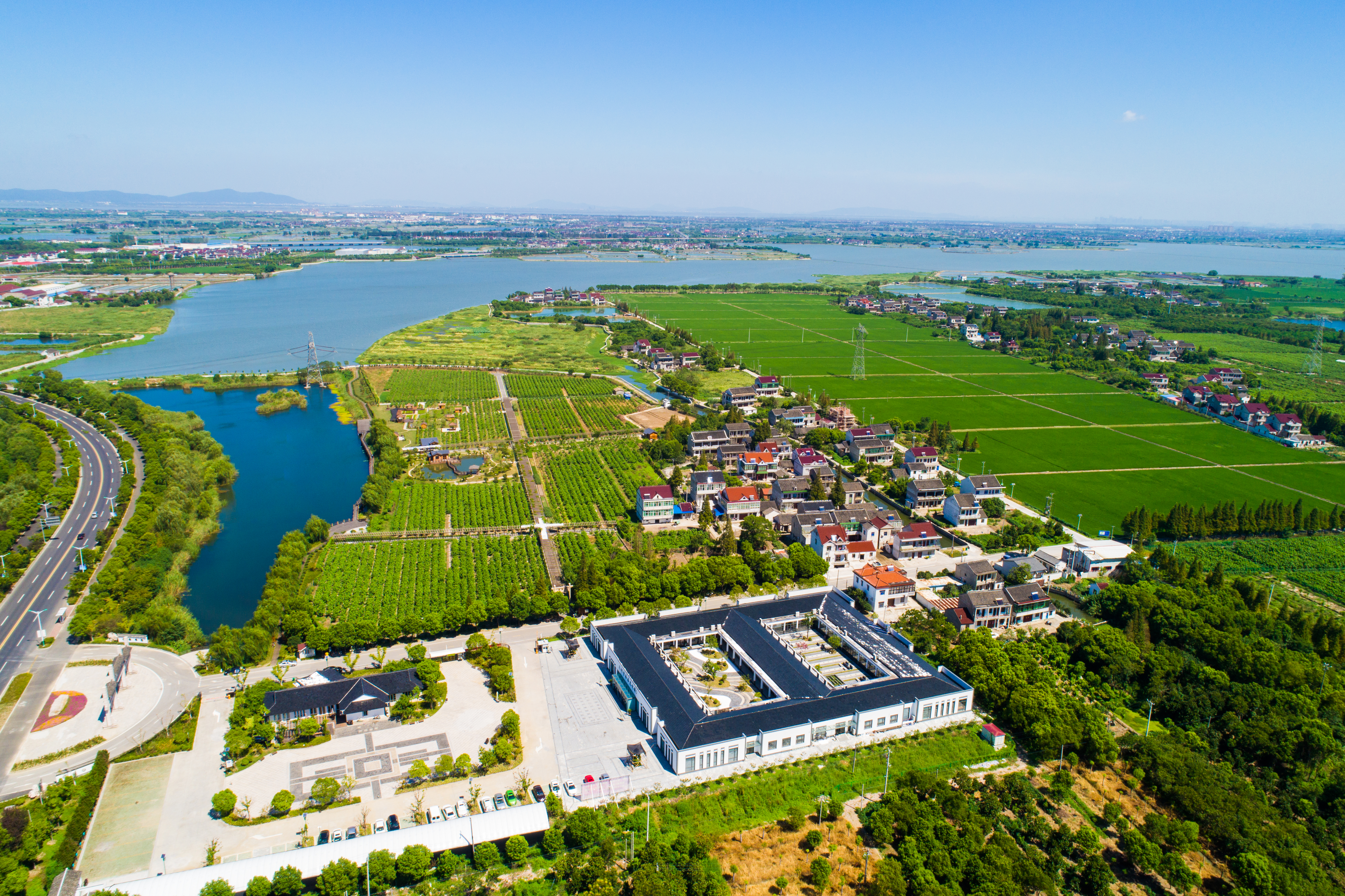 Entdecken Sie nachhaltige Seide: Ihr umweltfreundlicher Lieferant