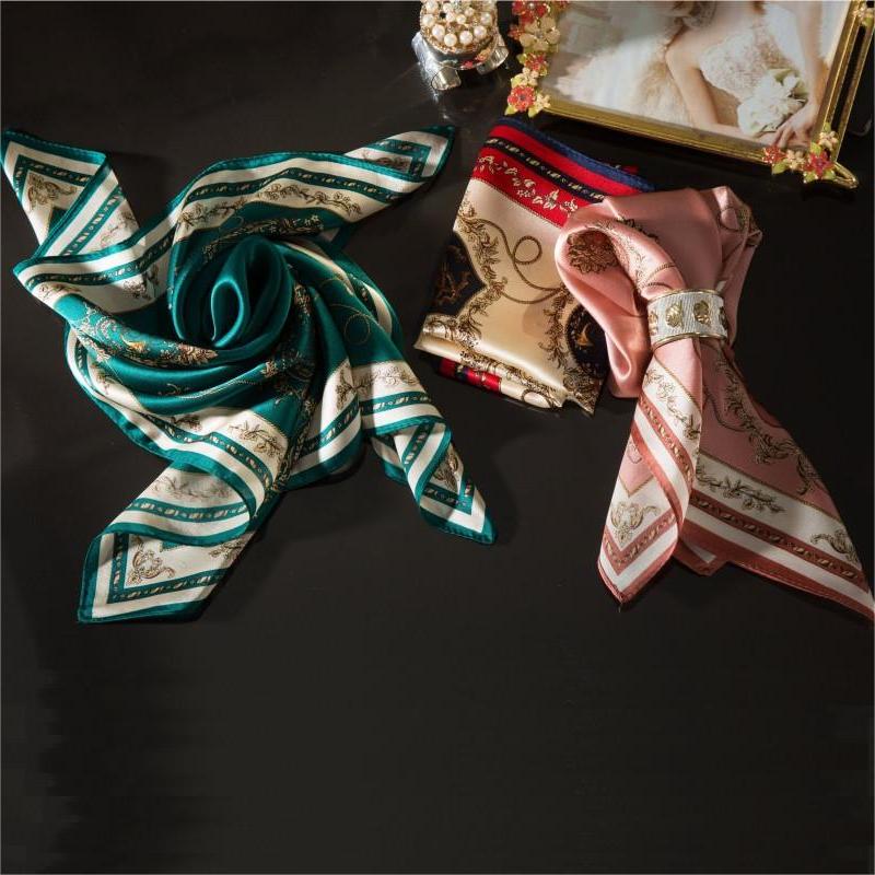Seidenbandanas